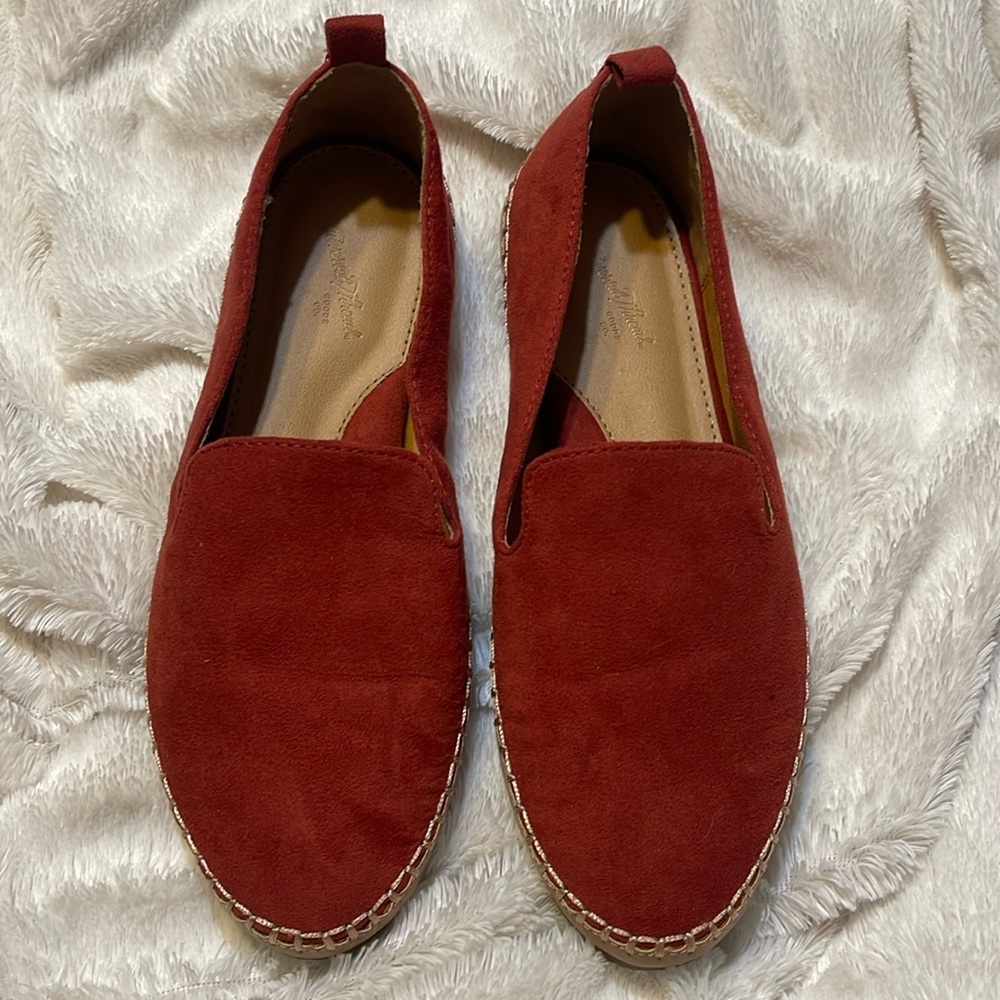 Perfect 😍 flats for fall 🍁